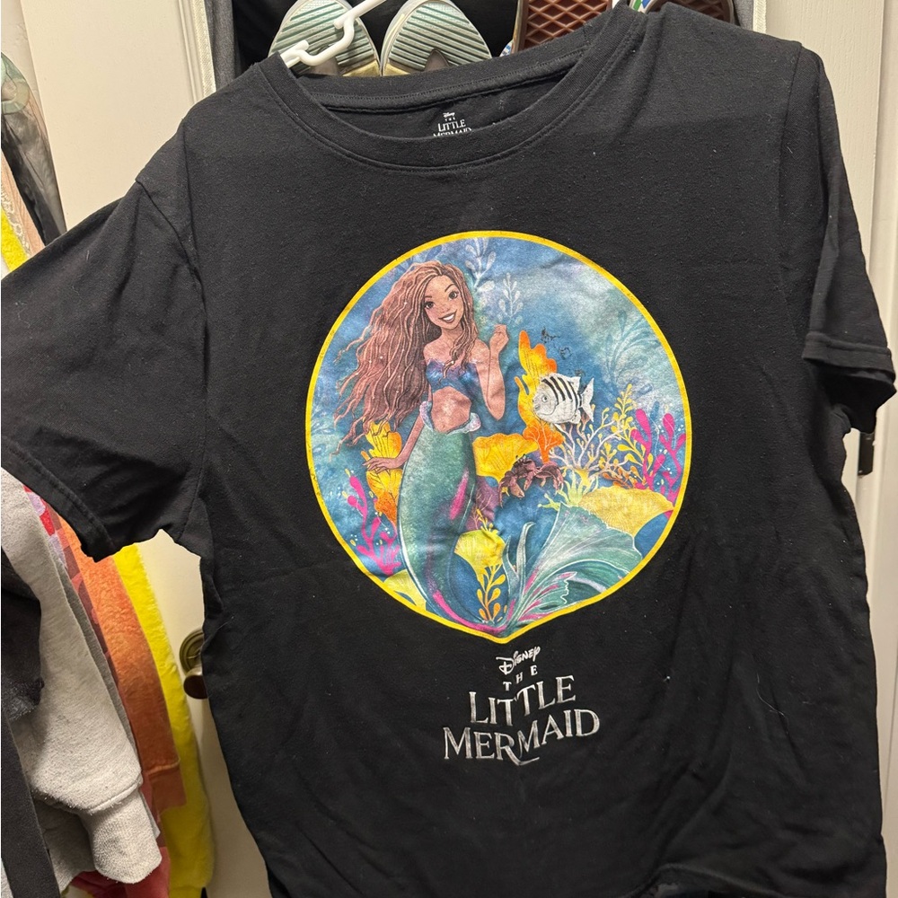 Disney The Little Mermaid Black women’s T-Shirt